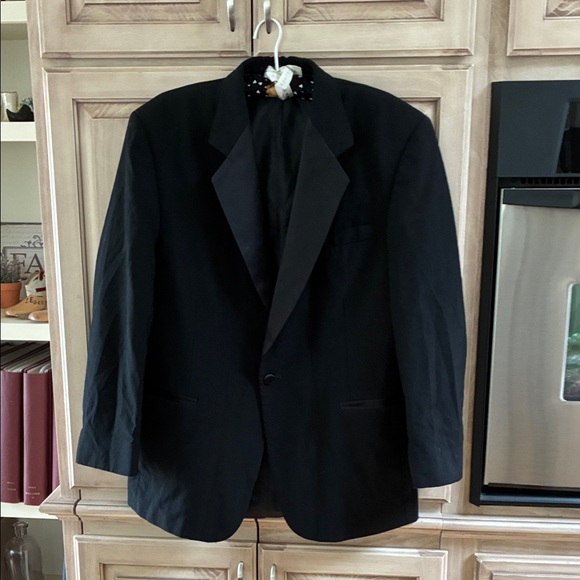 Classic Black Men's evening tuxedo
Jacket sz 40R Raffinali - Picture 1 of 4